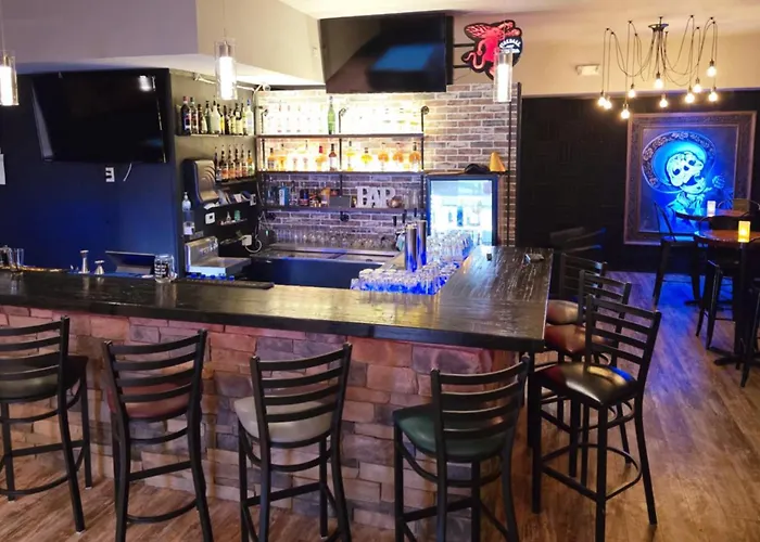 Boarders Inn & Suites by Cobblestone Hotels - Brush