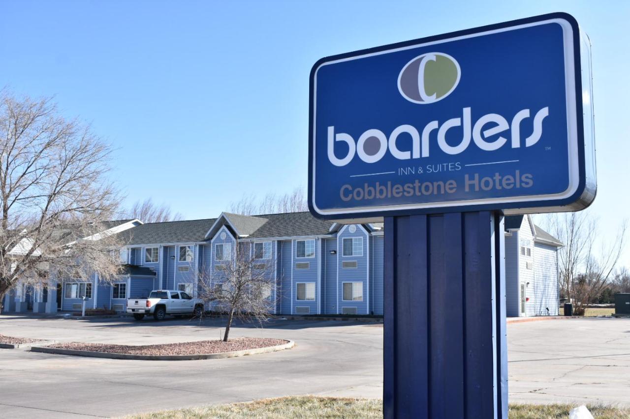 Boarders & By Cobblestone - Hotel