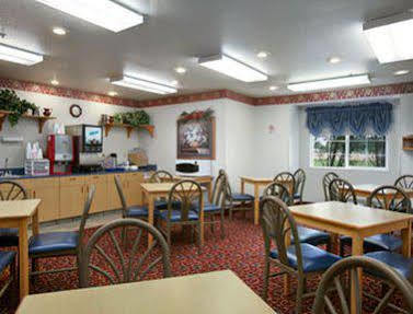 Boarders & By Cobblestone - Hotel 2*